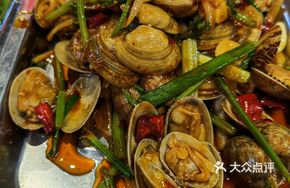 Pickled Pepper Clams and Bullfrog