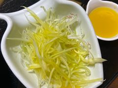 -东口码头·烧鸽子·鱼头泡饼·地方菜(金鹰悦城店)