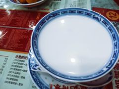 -赵记传承特色牛奶甜品(泉城广场店)