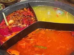 -巴卤社老火锅(财富店)