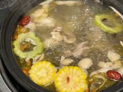 -野迹·石橄榄鸡·烧烤(新洲店)