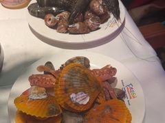 -领鲜活海鲜榴莲自助火锅(东门店)