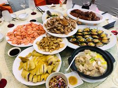 -鹏城人家海鲜酒家·23年老字号(较场尾店)