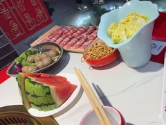 -欠火锅·水牛毛肚·团建聚餐·生日宴(何山路店)