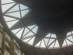 -上海滴水湖皇冠假日酒店
