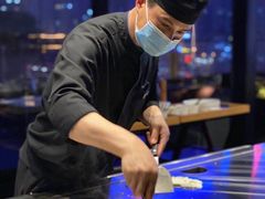 -丽思卡尔顿·炙焰·铁板烧餐厅