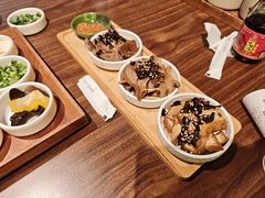 -良米山·云南野生菌过桥米线(上海首店)