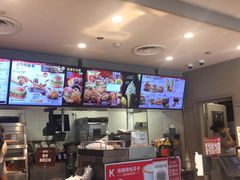-肯德基(西影路店)