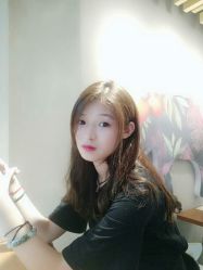 -艾米莉 烫染沙龙