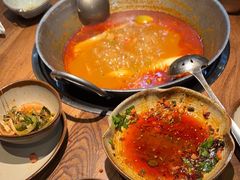 -老凯俚酸汤鱼(鸿通城店)