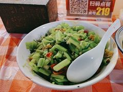 -丹虾·文和友小龙虾品牌·湘菜(北京路店)