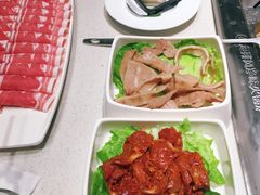 -海底捞火锅鲜切牛肉主题店(长寿路店)