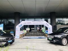 -黄龙魔方运动培训·棒球·橄榄球