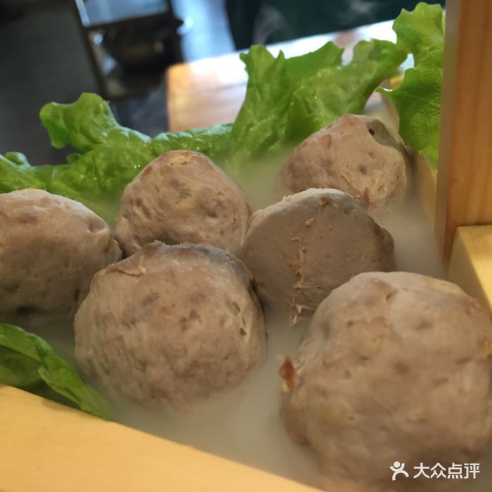 小木船潮汕牛肉火锅(丰台店)手捶鲜牛肉丸图片