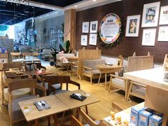 -藏猫猫咖啡主题馆(中央大道店)