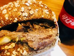 -The Habit Burger Grill 哈比特汉堡(复兴soho店)