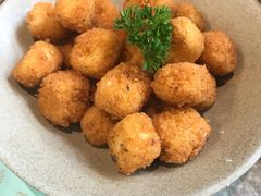 -大树餐厅(红旗街万达店)