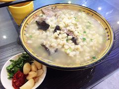 羊肉泡馍-安老太新疆第一碗(文艺路店)