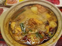 -沙胆彪炭炉牛杂煲(上海日月光广场店)