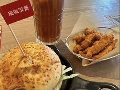 -必胜客(航洋国际店)
