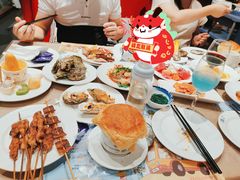 -四海一家自助餐(益田假日广场店)