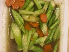 -J Daeng Seafood