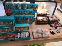 零售区-罗莎蛋糕(魔法师司门口店)