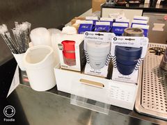零售区-Manner Coffee(芮欧百货店)