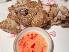 桃花烤鸡-蜜桃餐厅·江浙融合菜(荟聚购物中心店)
