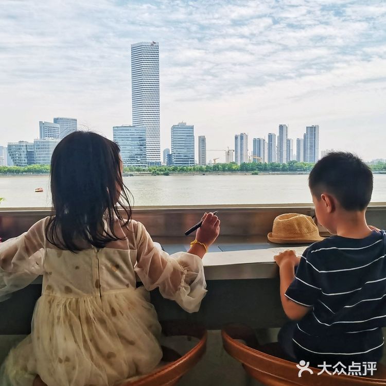 西岸美术馆——孩子们的绝佳免费室内乐园