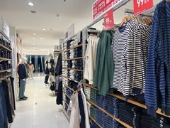 -优衣库(上海金桥国际商业广场店)