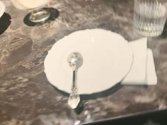 -LESCEDARS Brasserie Bistro香柏树