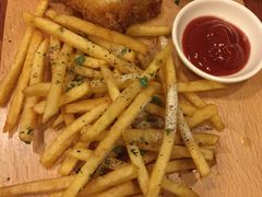 -玛格萝妮比萨屋(陆家浜路店)