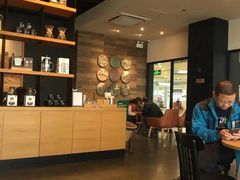 -星巴克(洛阳中州路王府井店)