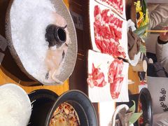 -呷哺呷哺(融创茂店)