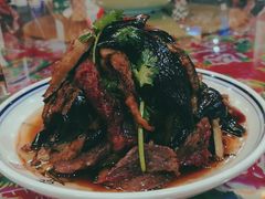 -闯关东东北农家菜(崂山石老人店)