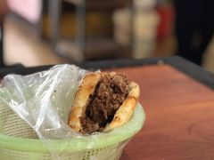 -老西关黄老太牛肉烧饼