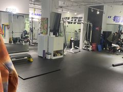 -汗水空间私教健身连锁(SM广场店)