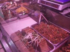 -老六素货(王顶堤店)
