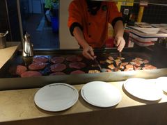 -亚马逊环球美食百汇(新城吾悦广场店)