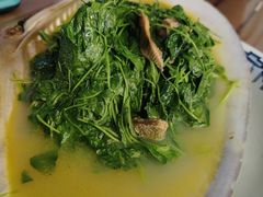 -手抄板凳江南菜(湖滨商业街店)