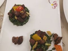 脆瓜炒雪花牛肉粒-香云轩·顺德菜(香云纱园林酒店店)