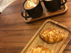 -星巴克(港汇1号办公楼店)