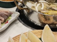 -椰子湾·海南火锅·糟粕醋·椰子鸡(正大广场店)