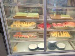 -罗二娘·鲜切牛自助火锅(罗湖东门步行街店)