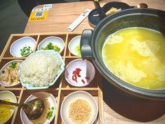 黄金鸡汤泡饭-川堂风·跷脚牛肉·乐山爆炒(宝山日月光店)