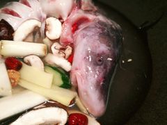 鲜潭蒸汽石锅江团鱼-鲜潭蒸汽石锅鱼(五道口购物中心店)