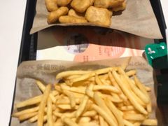 -肯德基(中纬店)