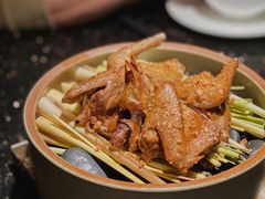 盐焗香茅乳鸽-小运河·公馆(国贸店)