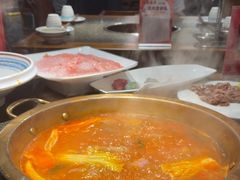 -小天鹅火锅·一线江景洪鼎旗舰店(洪崖洞店)